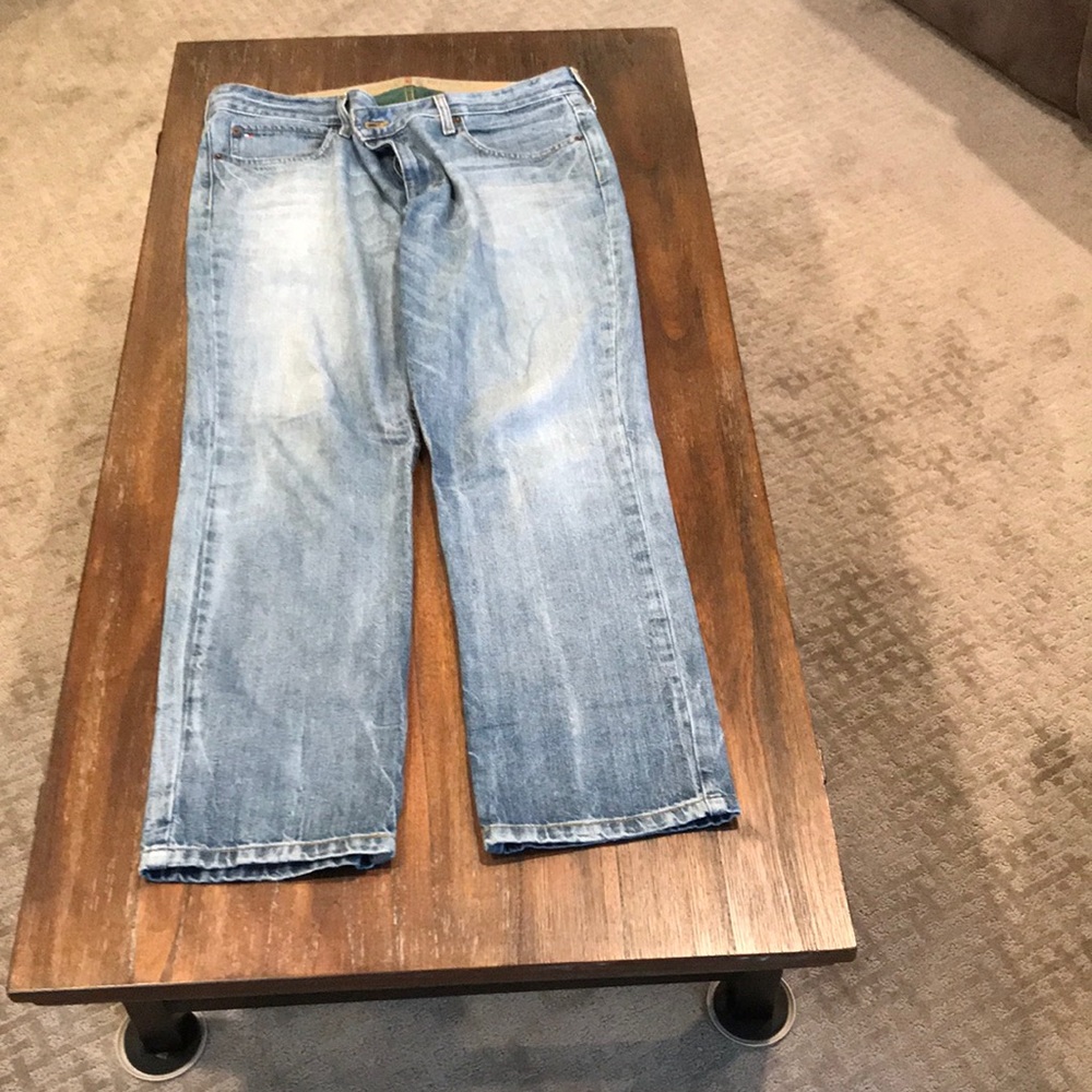Men’s Tommy Hilfiger Jeans.